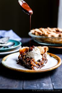 Vegan Bourbon Pecan Pie with a hint of molasses and maple syrup is sure to be a hit at your holiday table! | Christmas, Thanksgiving