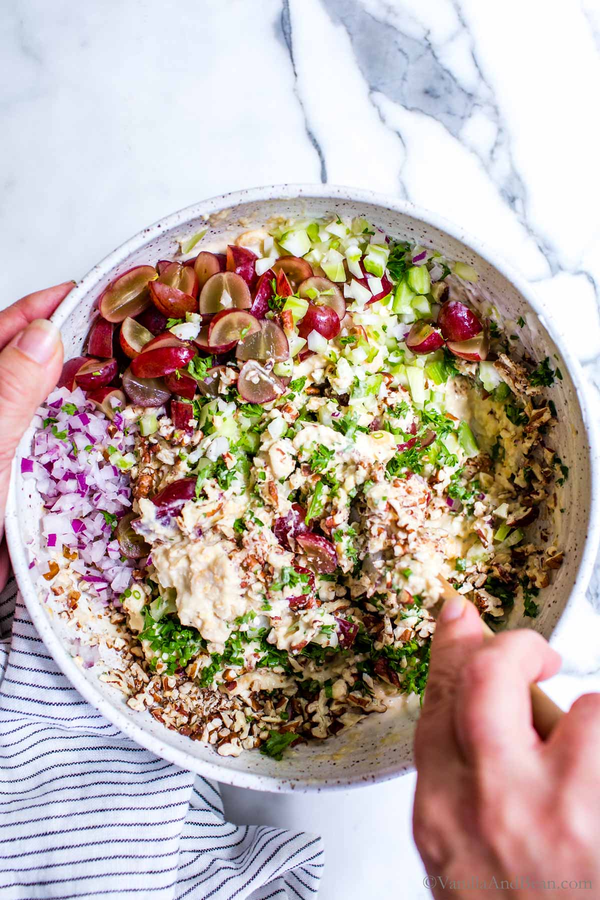 Vegan 'Chicken' Salad with Chickpeas