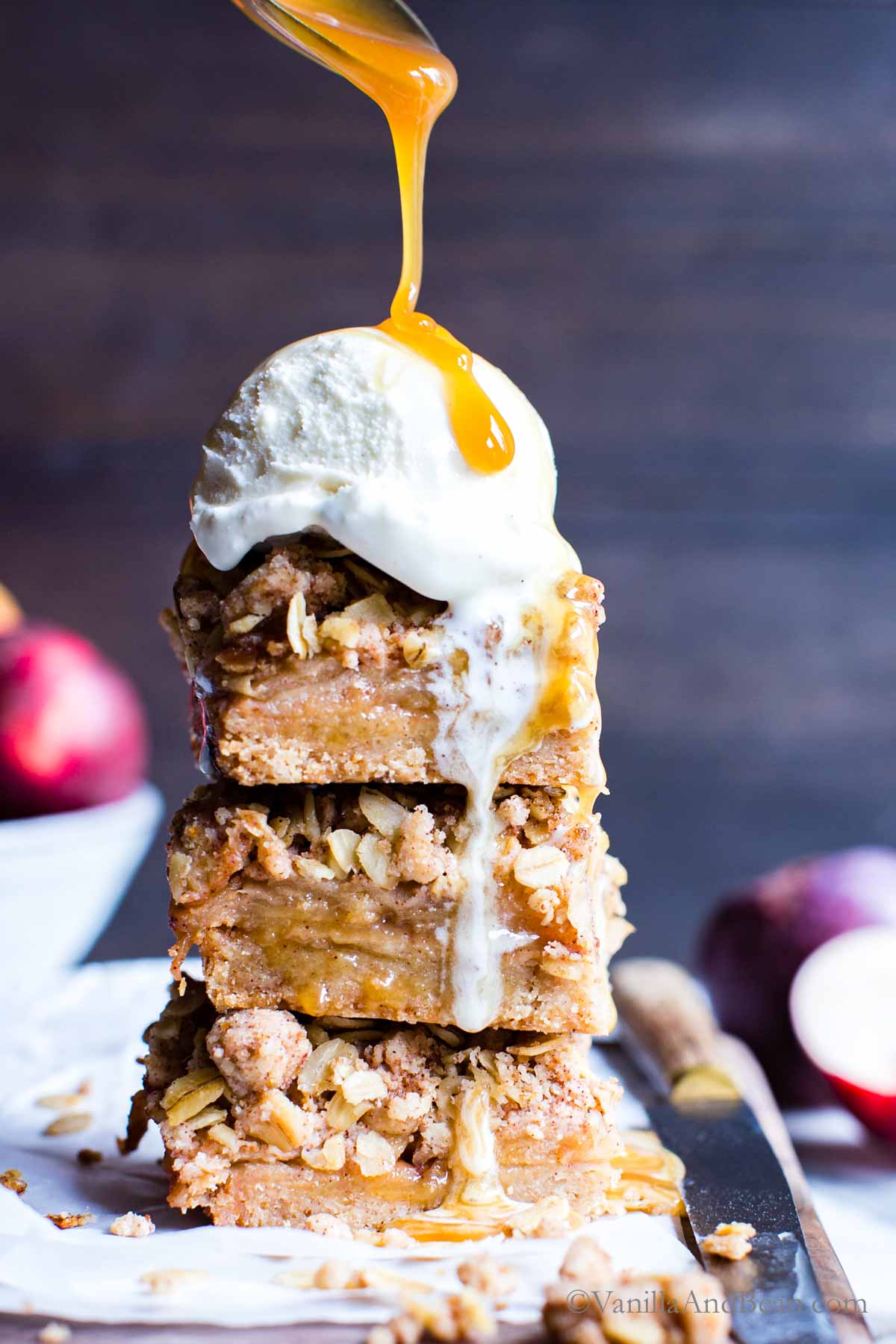 Cinnamon Apple Crisp Bars Recipe