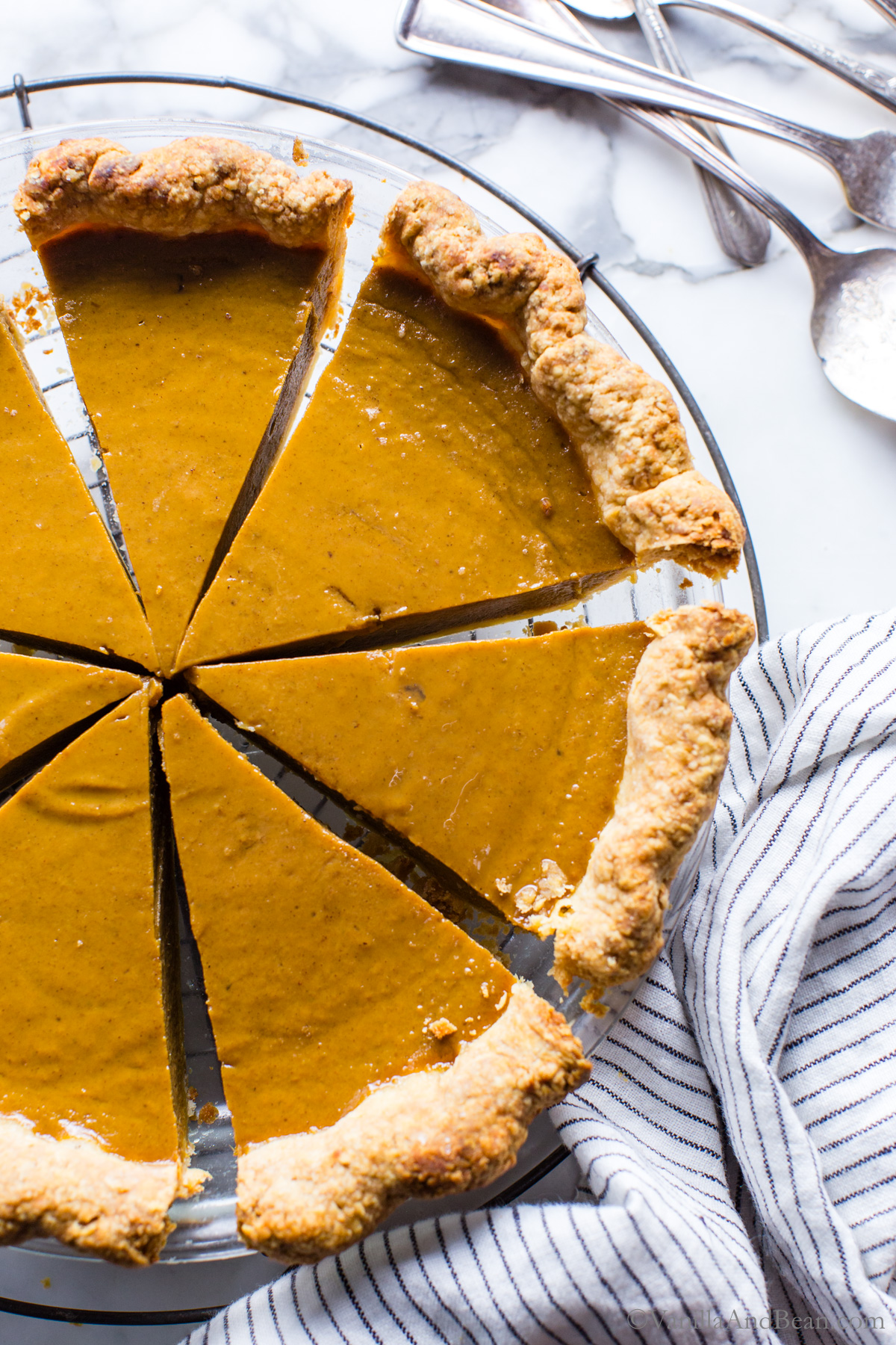 Handmade Flaky and Buttery Sourdough Discard Pie Crust