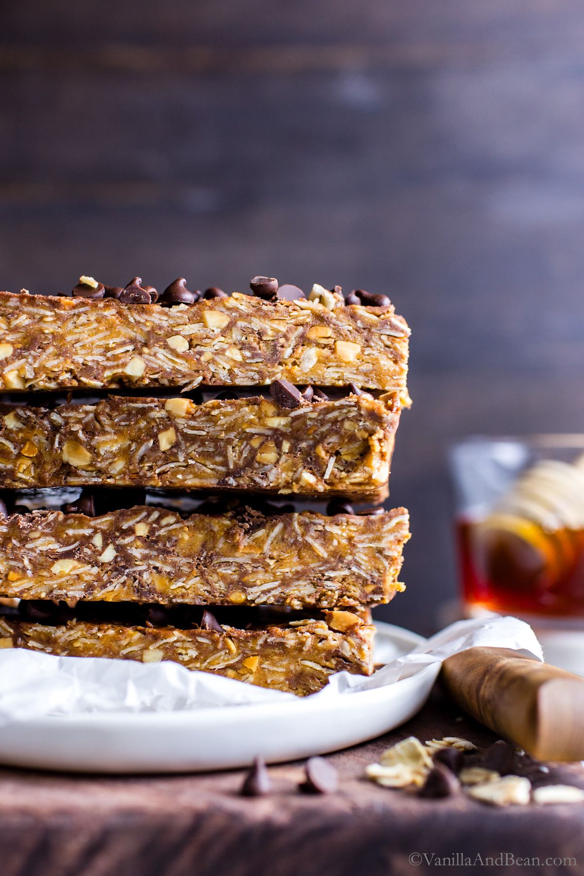 No Bake Peanut Butter Oatmeal Bars with Chocolate Chips